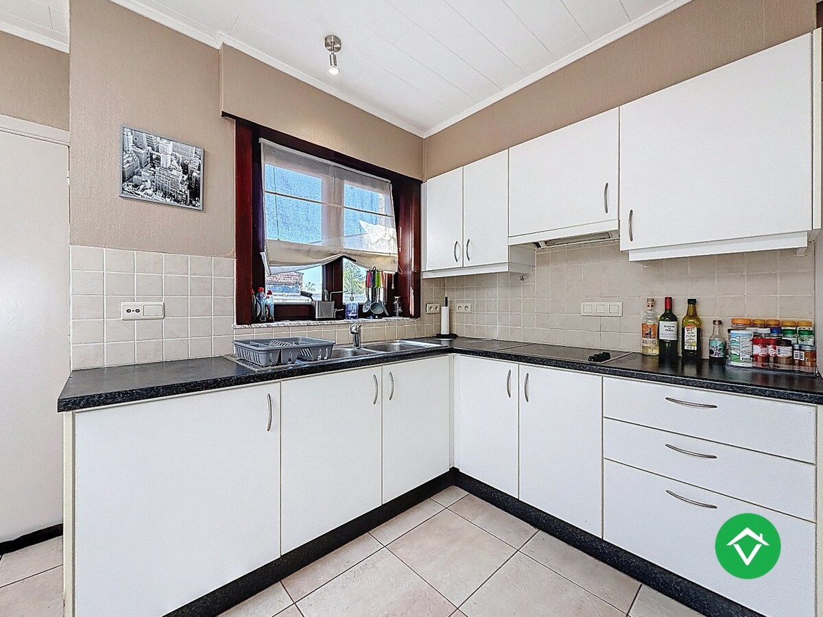 Gelijkvloers appartement met 2 slaapkamers en garage te Ichtegem 