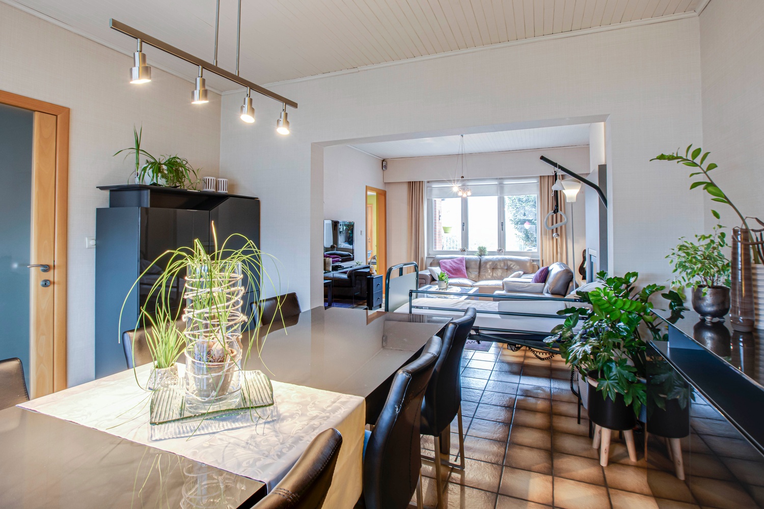 Instapklare woning met 2 slpks, tuin op 6a en 6ca Herzele(Borsbeke) 