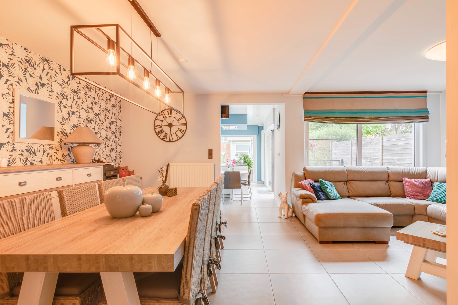 Subliem gelegen, recent gebouwde woning te Aalst. 