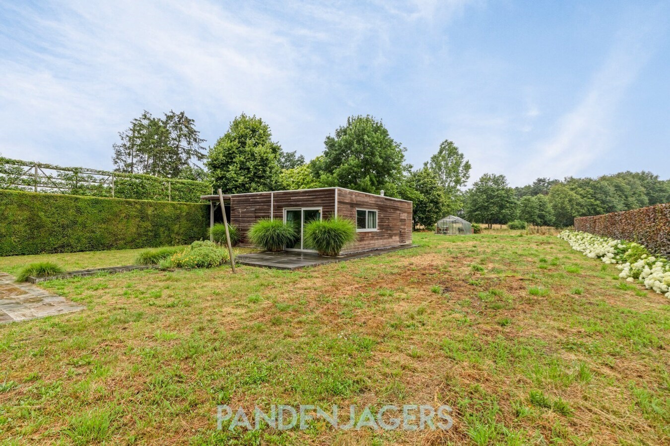 Riante, moderne villa met 5 slaapkamers te Berlaar 