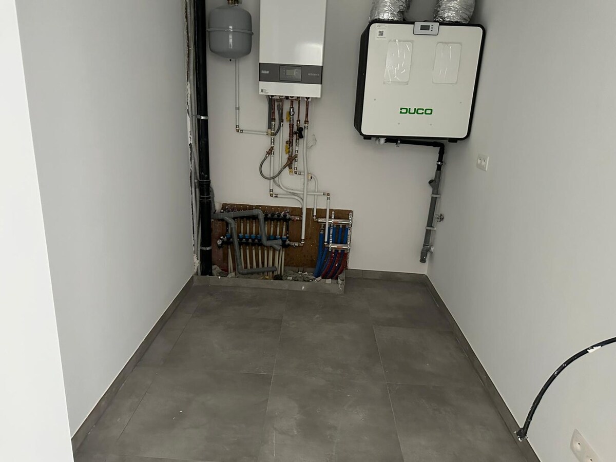 Appartement te huur op 2de verdiep met 2 slaapkamers 