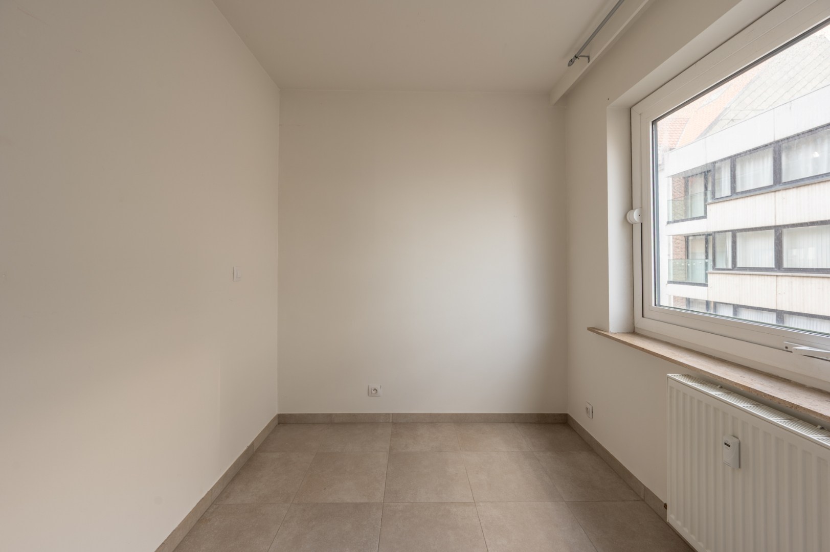 Hoekappartement met 2 slaapkamers en mooi zeezicht 