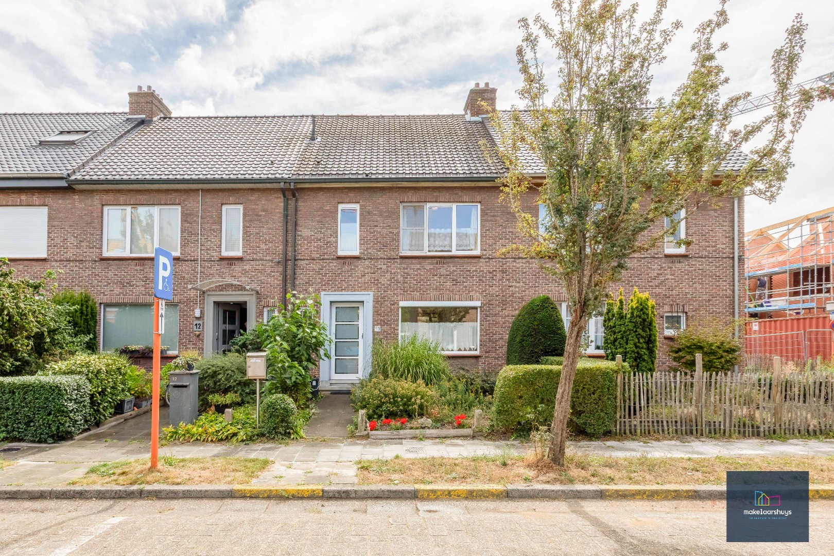 Gunstig gelegen woning met tuin en garage 