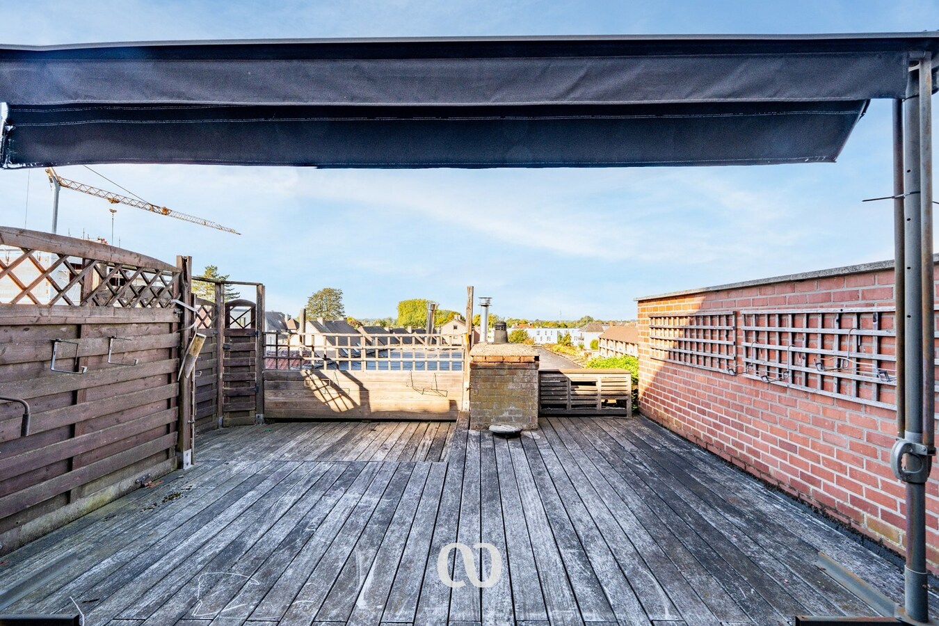 Handelspand met woonst en mogelijkheden in centrum Gavere 