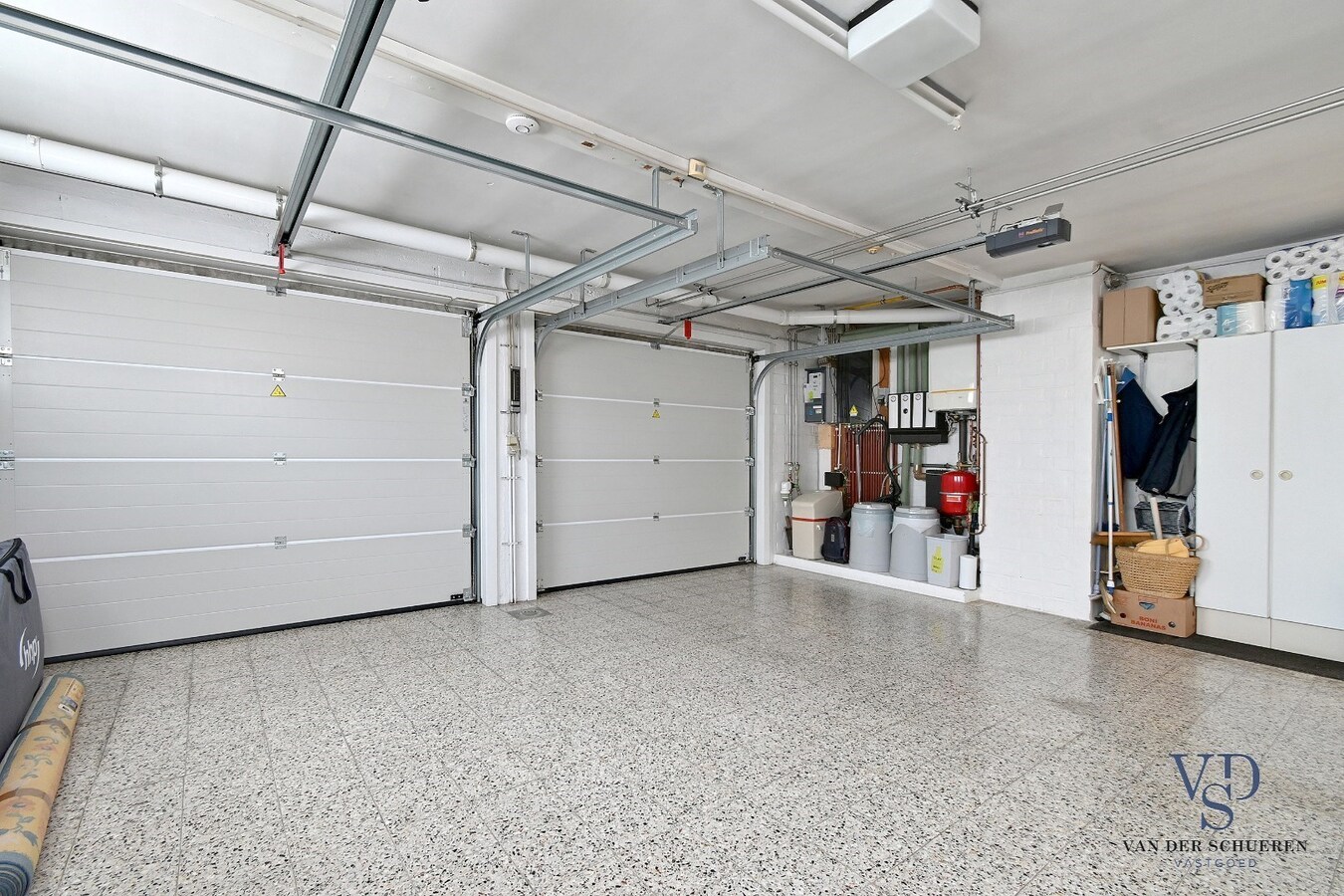 Statige villa in rustige residentiële wijk 