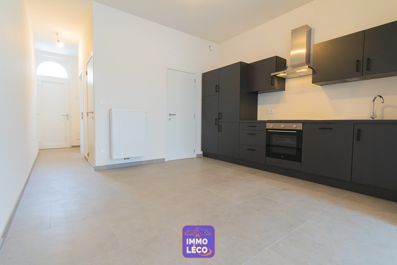 Maison rénovée en 2024, dans le centre. 