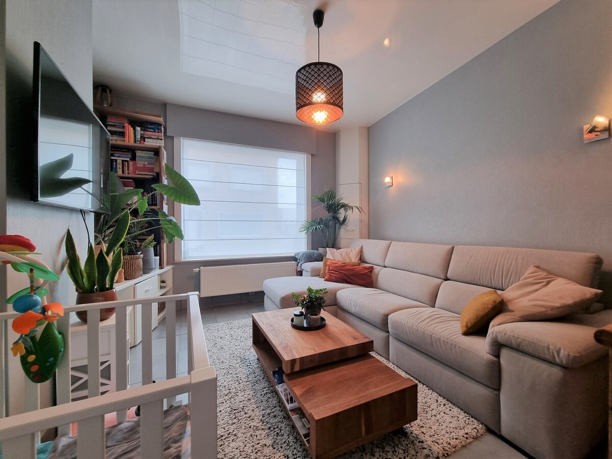 Leuke woning met mooi terras en achteruitgang te Heist 