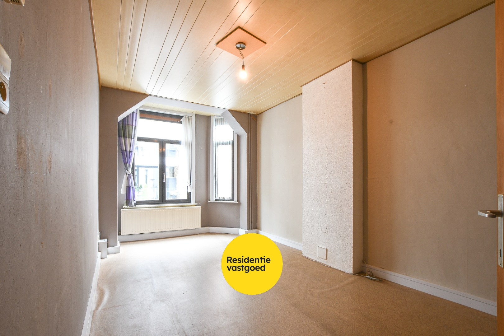 Handelswoning met 3 appartementen te koop in hartje Blankenberge! 