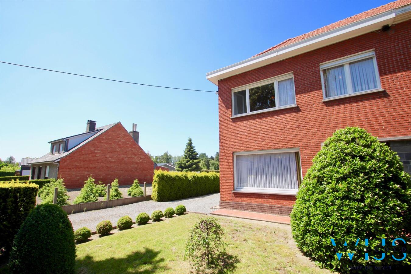 Super onderhouden woonhuis op een mooi perceel van 847 vierkante meter te ERTVELDE 
