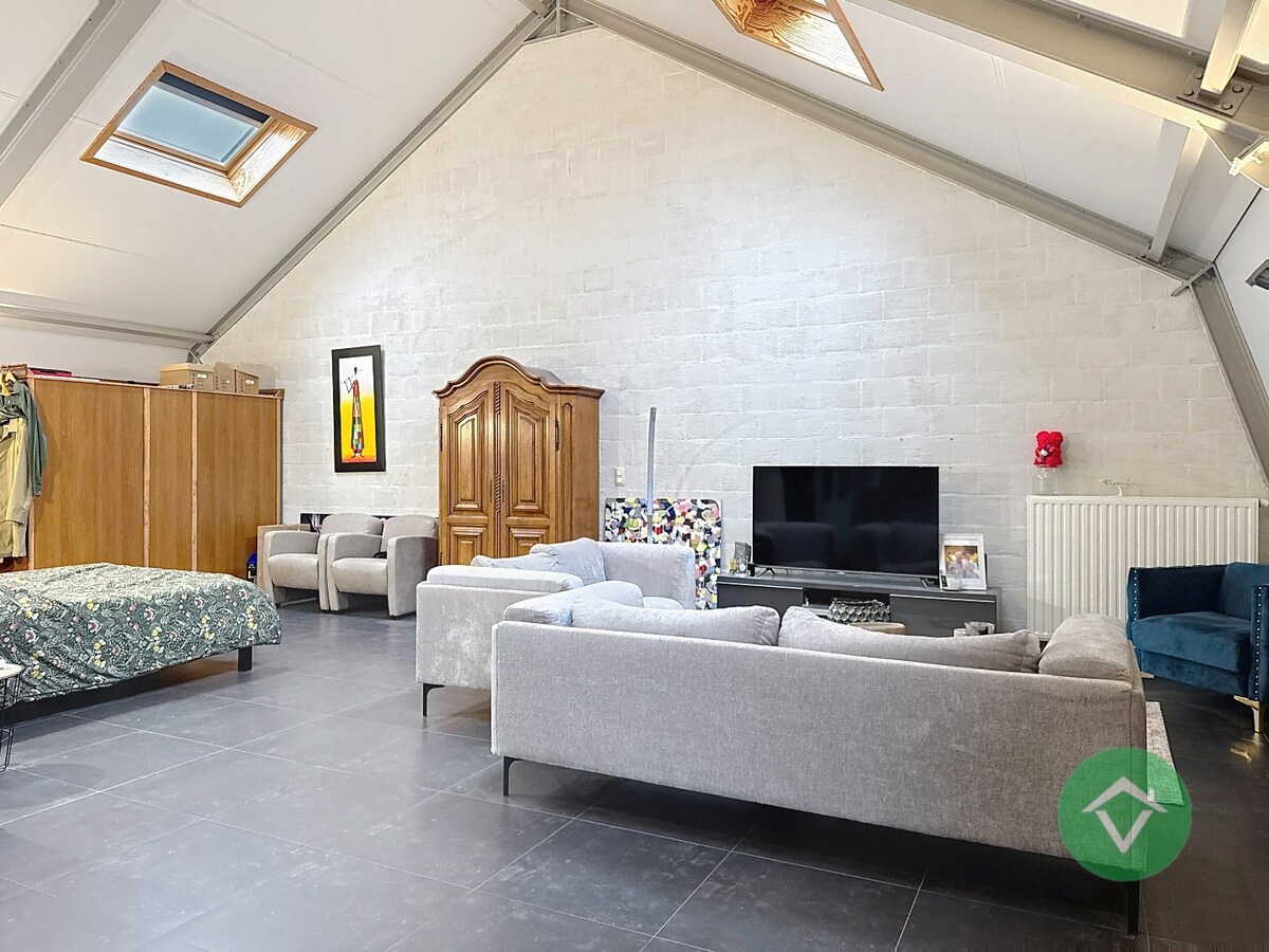 Lichtrijke Loft met 1 slaapkamer te Oostende 