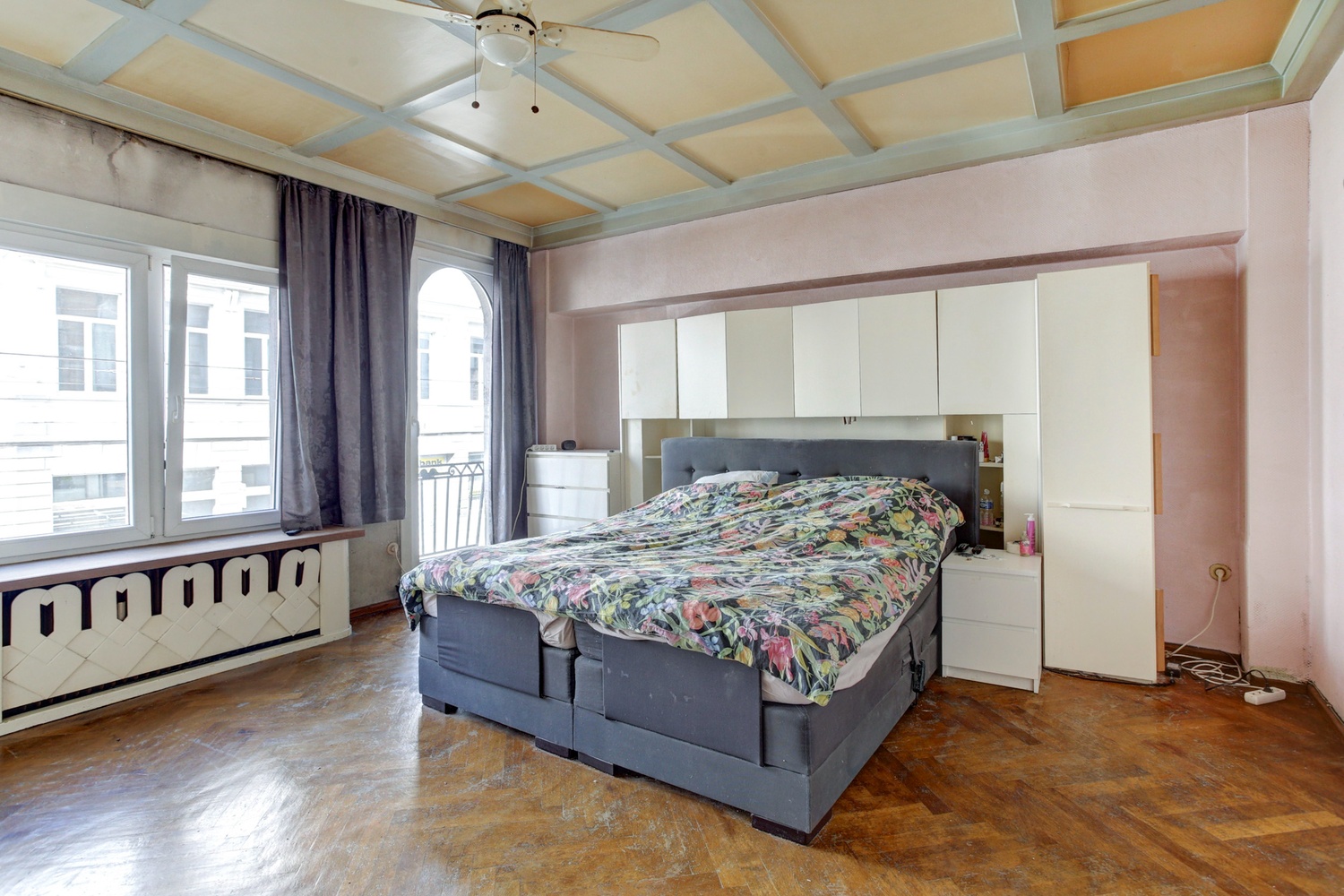 Handelspand met woonst op nabij Gravensteen en Begijnhof! AAA Locatie 