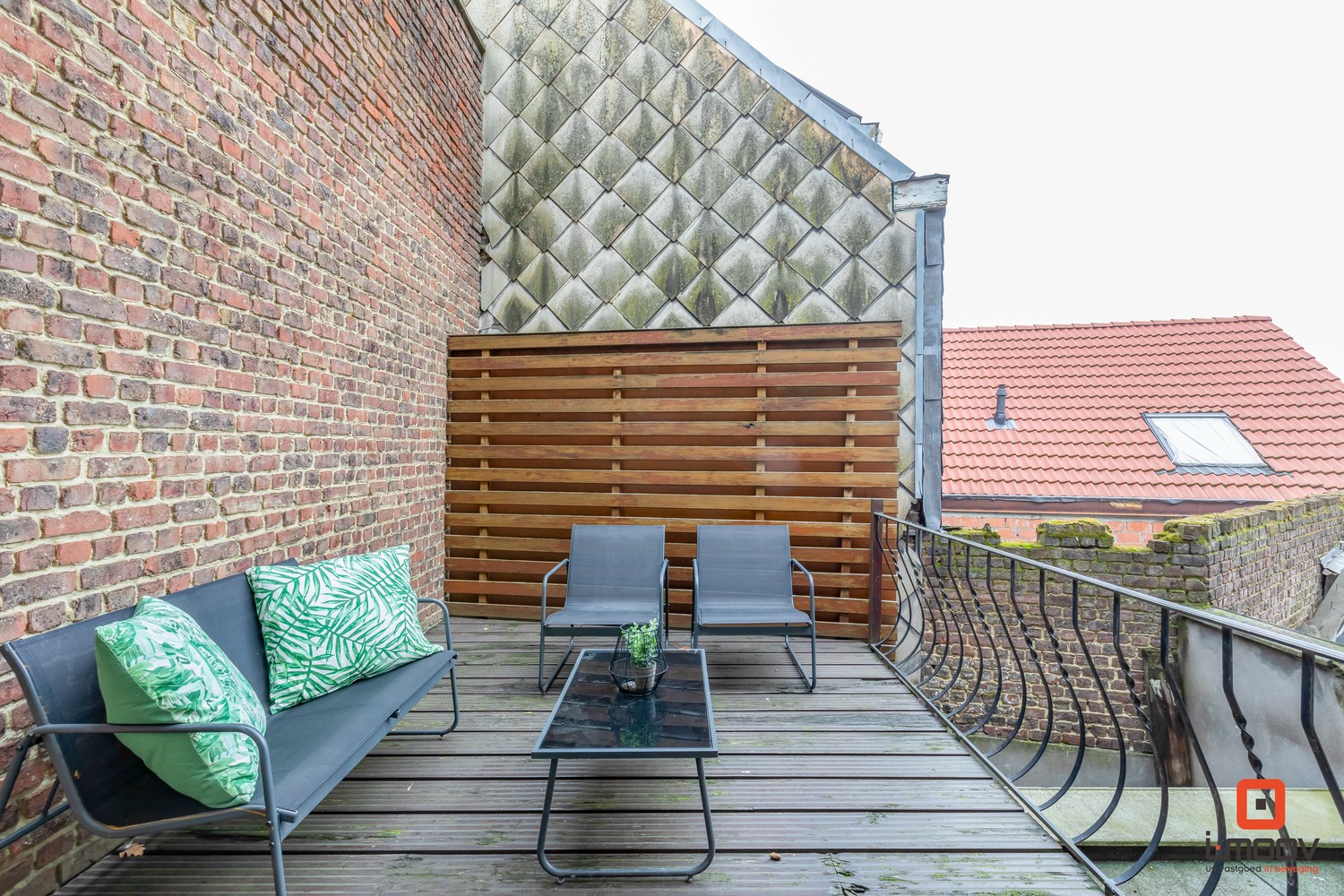 Charmante en lichtrijke bel-etage woning 