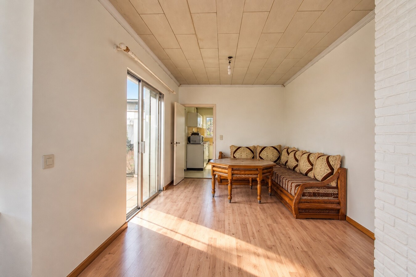 Te koop: Centraal gelegen stadwoning met 4 slaapkamers en diepe zuidgerichte tuin in Sint-Niklaas! 