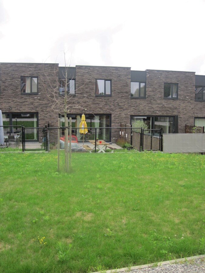 Recente BEN-woning met een E-peil van 3.  Centrum Gavere. 