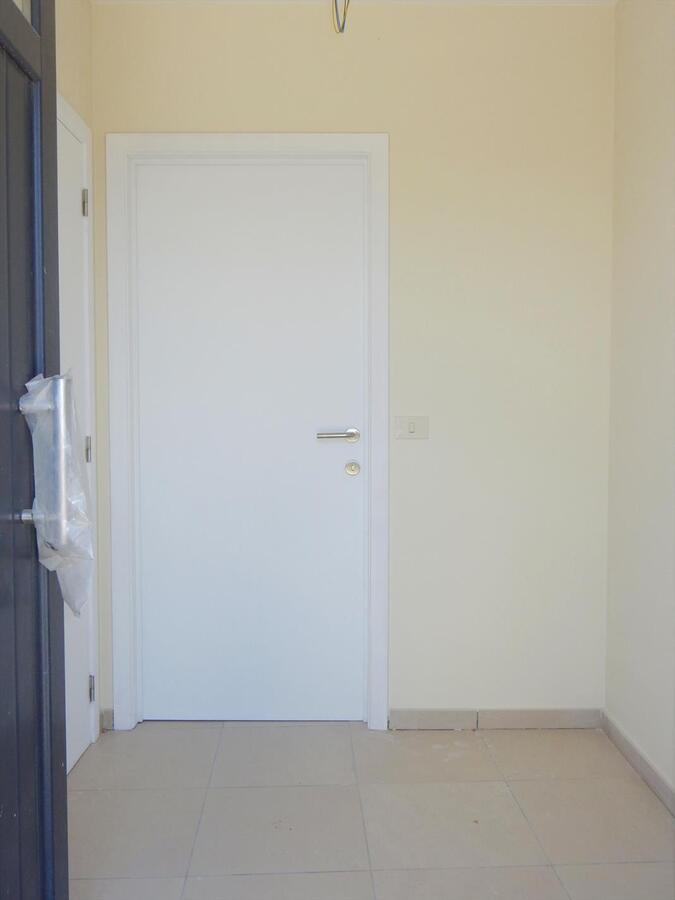 Mooie nieuwbouwwoning met 6 slaapkamers en garage 