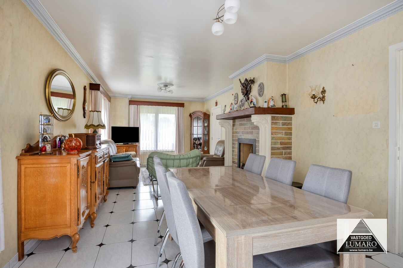 Eisden-Cité : goed onderhouden op te frissen vrijstaande woning op 1.286 m². 