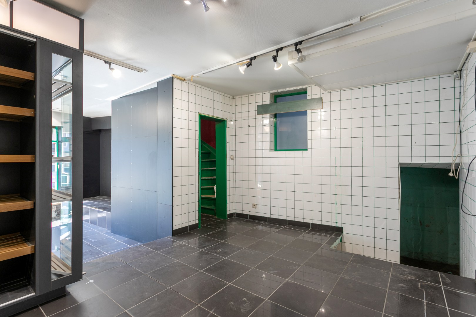 Karaktervol handelshuis op een gunstige ligging in hartje Halle 