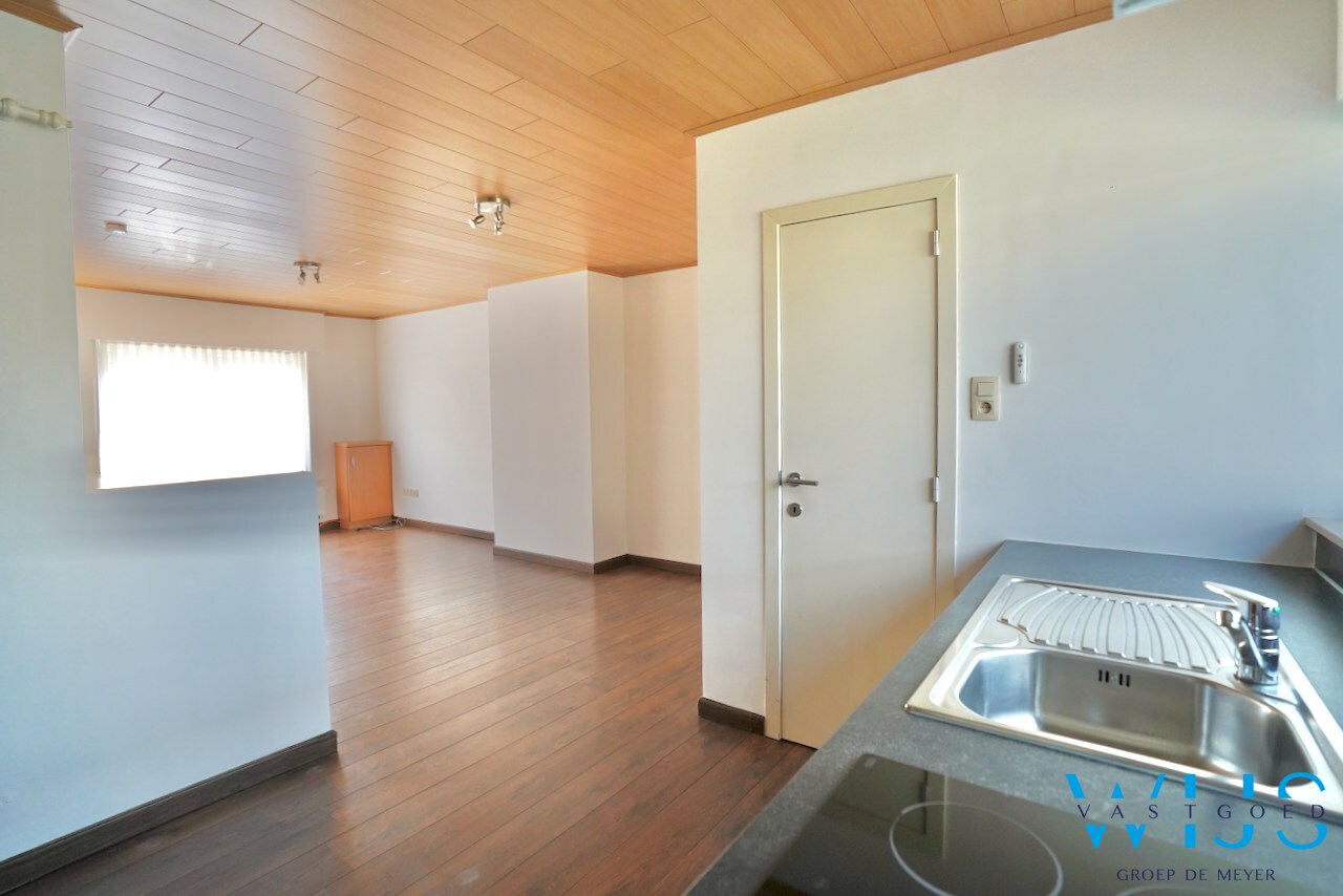 Instapklare woning met 3 slaapkamers in het hart van Bassevelde 