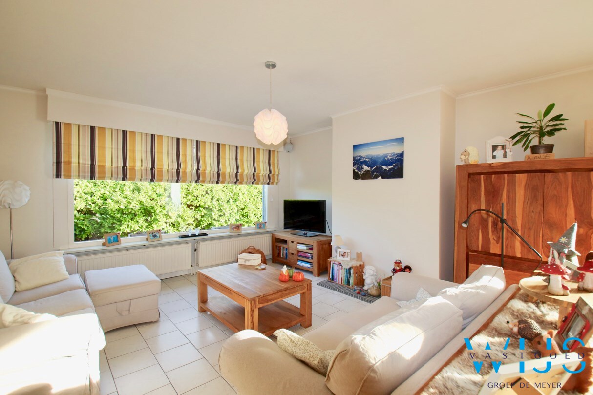 Ruime bungalow in een rustige woonwijk te Lovendegem ! 