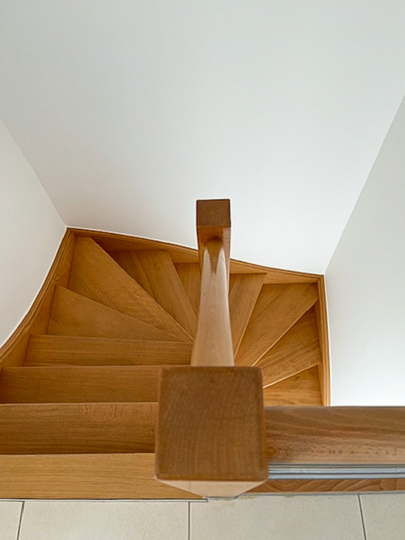 Instapklaar duplexappartement met terras nabij centrum Oostende 