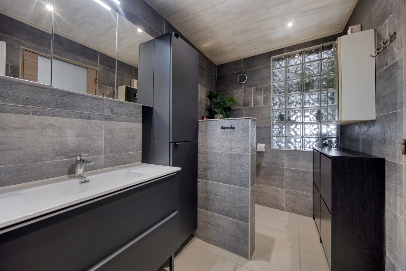 Halfopen bebouwing met 3 slaapkamers te Hoegaarden 