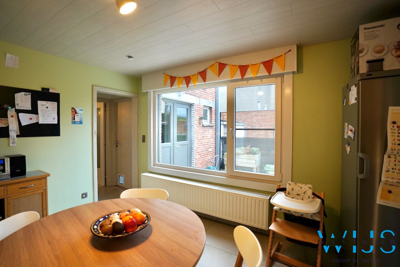 Instapklare gezinswoning in het toffe centrum van Assenede ! 