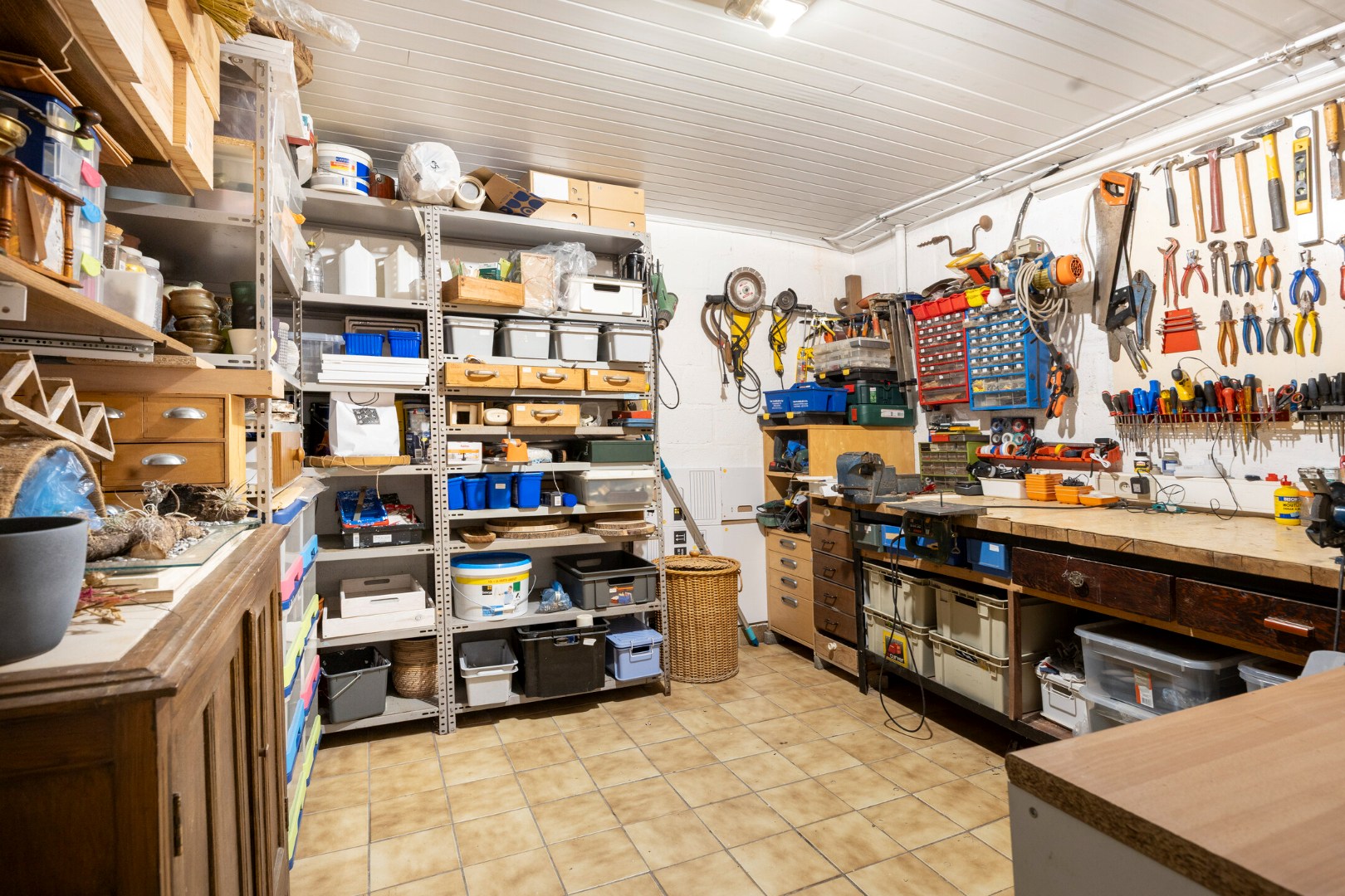 Open bebouwing met prachtige tuin en 4 ruime slaapkamers, garage, tuin en terras in Bierbeek – EPC 272kWh/m² 