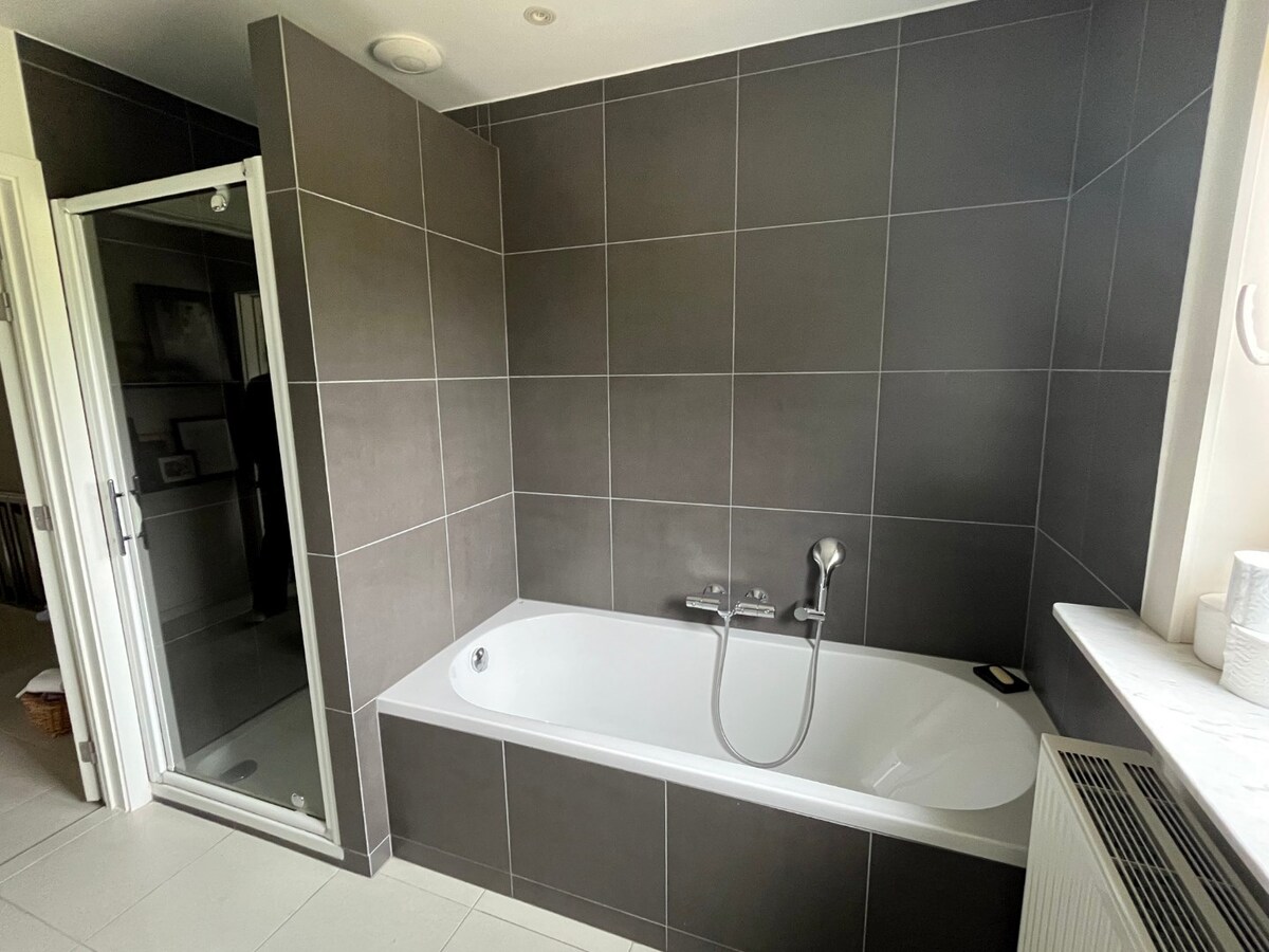 Ruime woning in het groene Zevergem, vlakbij Gent 