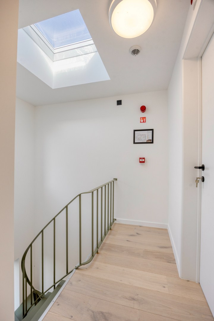 Volledig gerenoveerd en gemeubelde studentenkamer met privé badkamer en tuin - EPC A! 