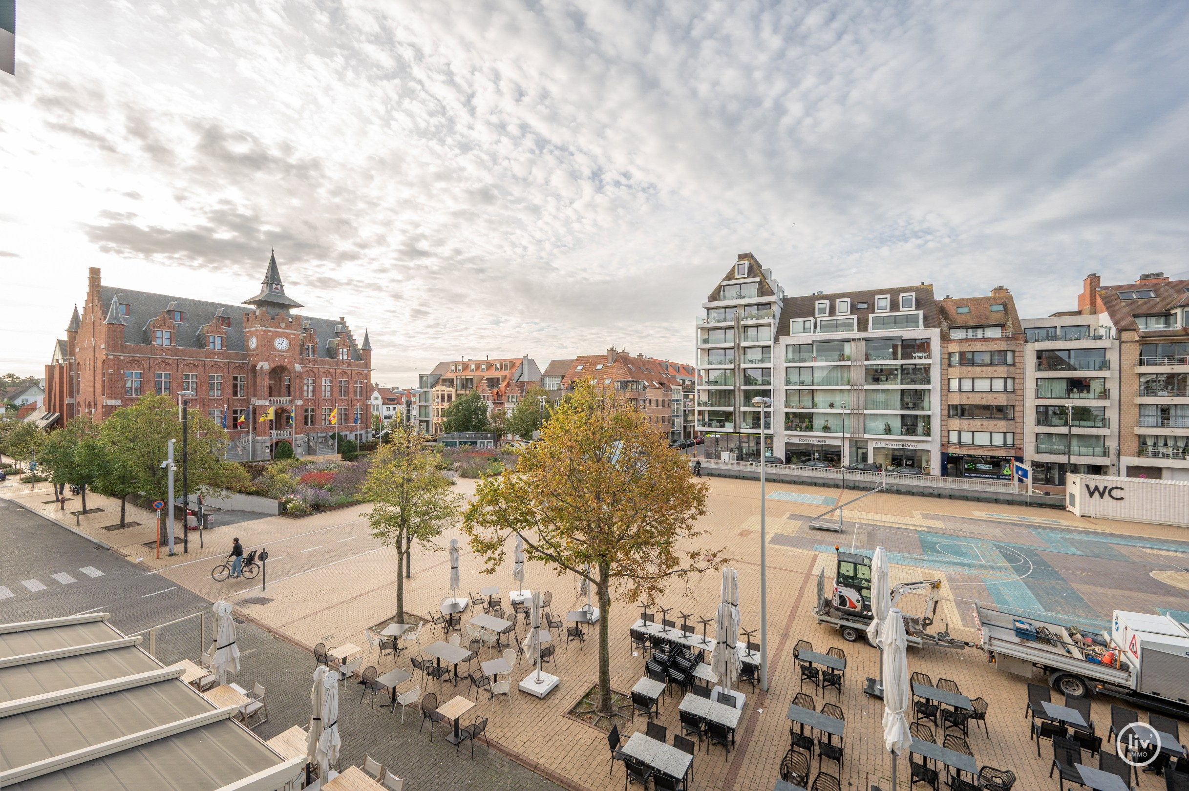 Uiterst lichtvol appartement met twee slaapkamers op het Alfred Verweeplein. 
