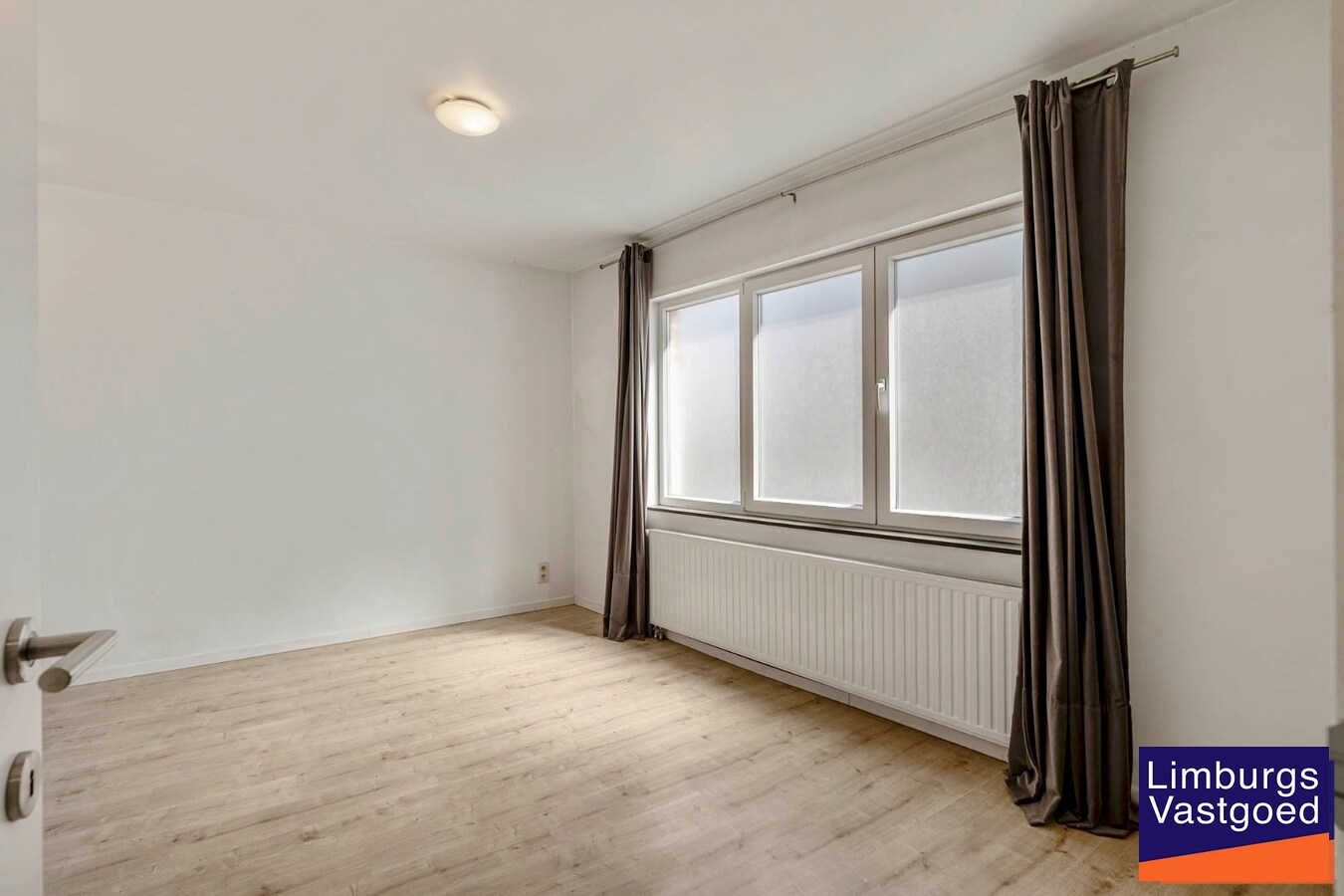 Ruim appartement (125m²) met 2 slpk en terras aan de kleine ring 