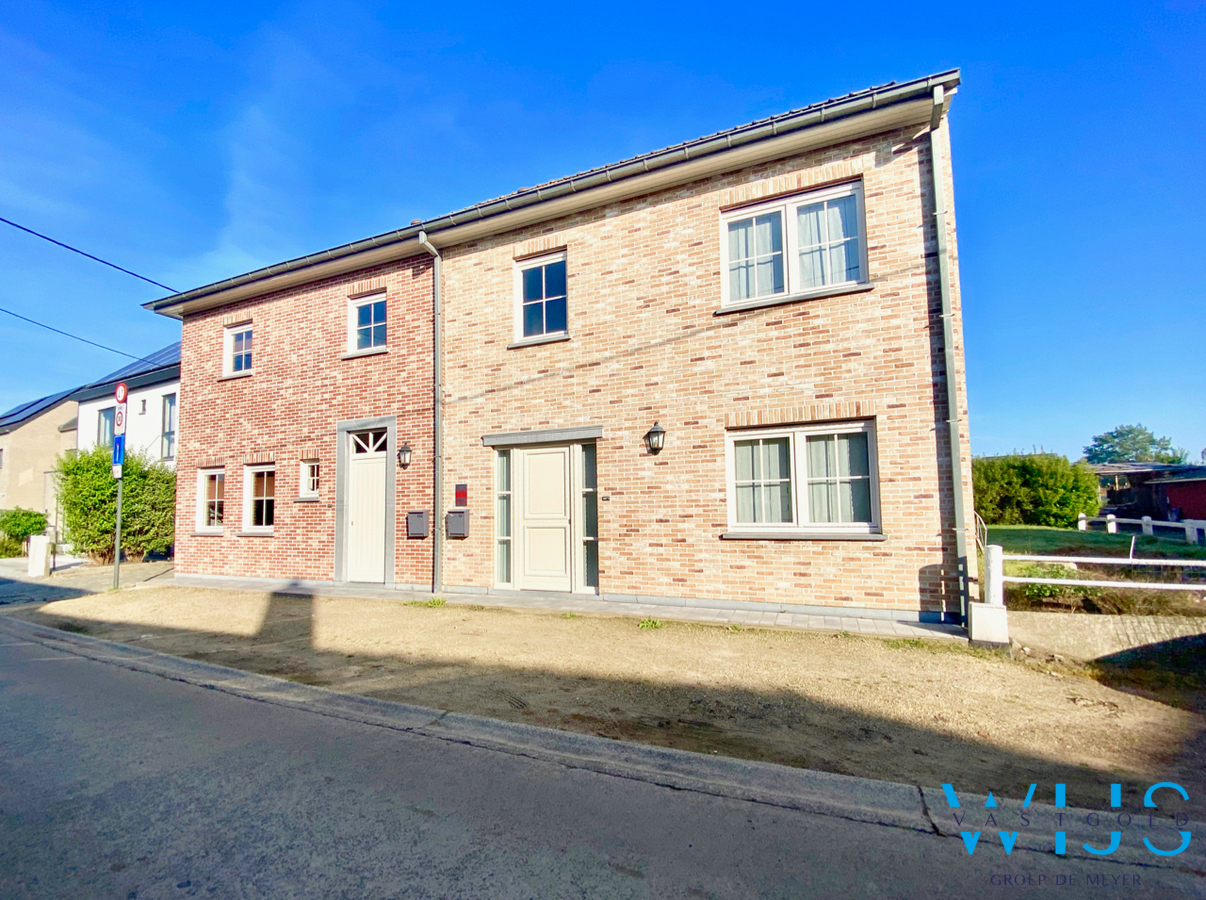 Instapklaar woonhuis met 4 slaapkamers &amp; tuin te Ertvelde ! 