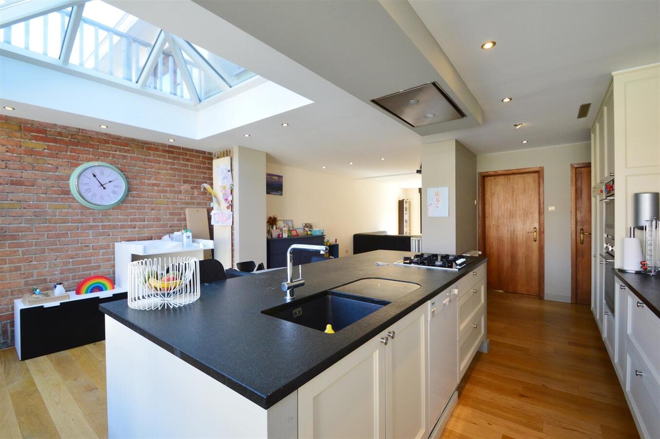 Leuke gezinswoning met aangelegd terras - Heist 