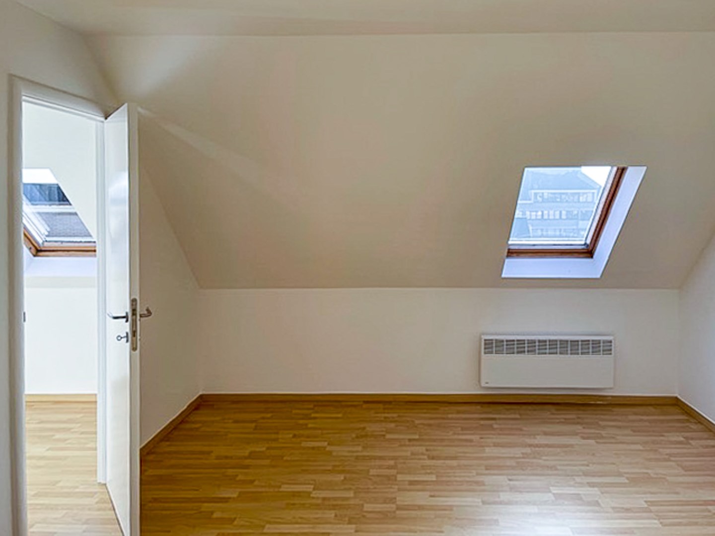 Instapklaar duplexappartement met terras nabij centrum Oostende 