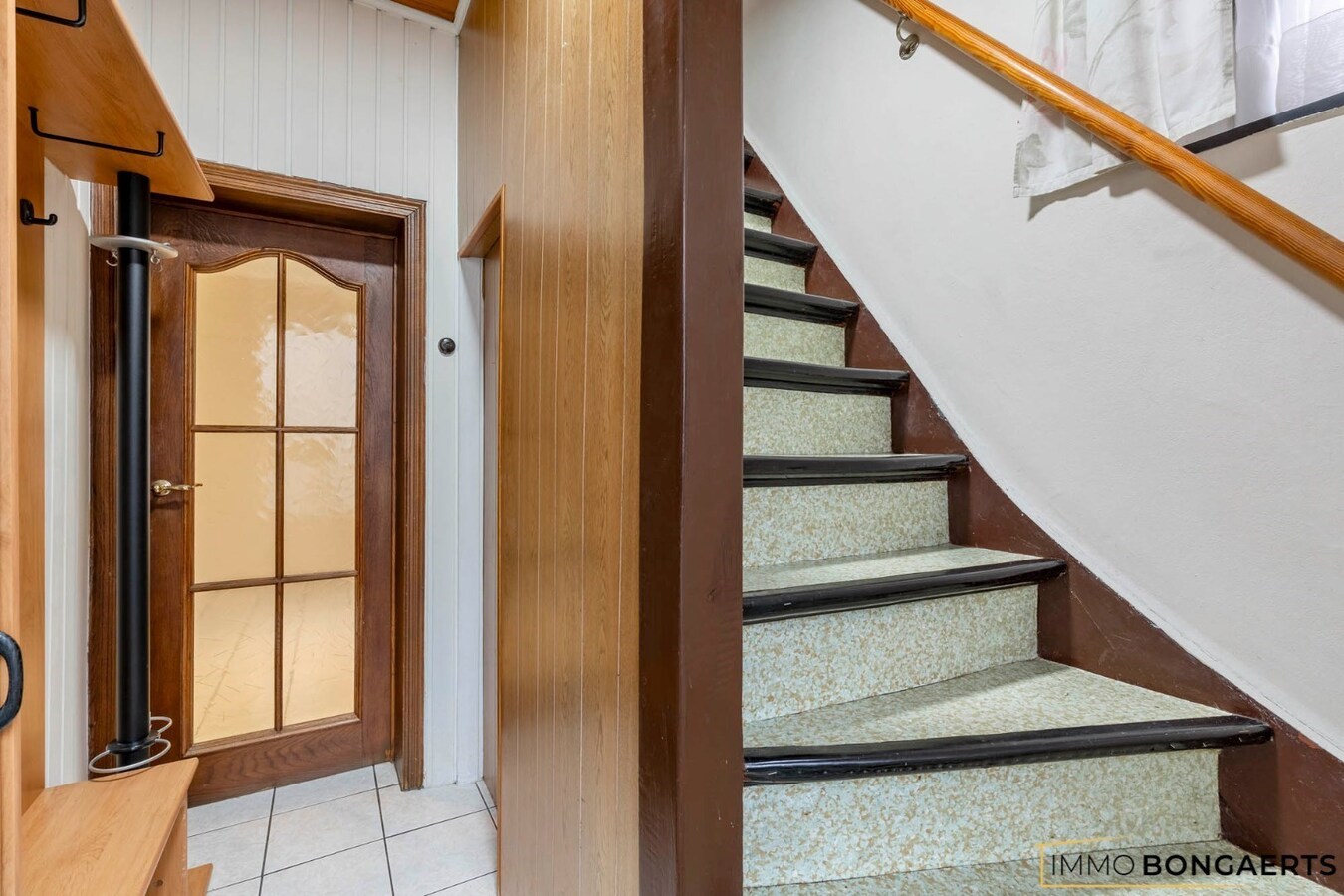 Ruime woning met vier slaapkamers 