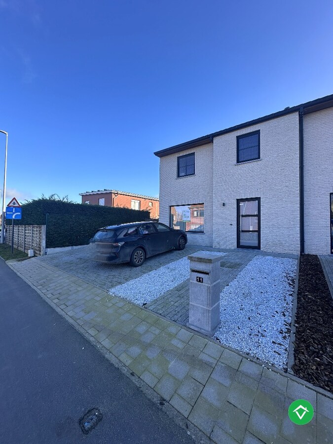 Nieuwbouwwoning met 3 slaapkamers te Koekelare 