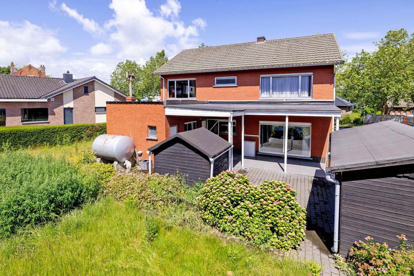 Ruime gezinswoning met 4 slpks op 568 m² 
