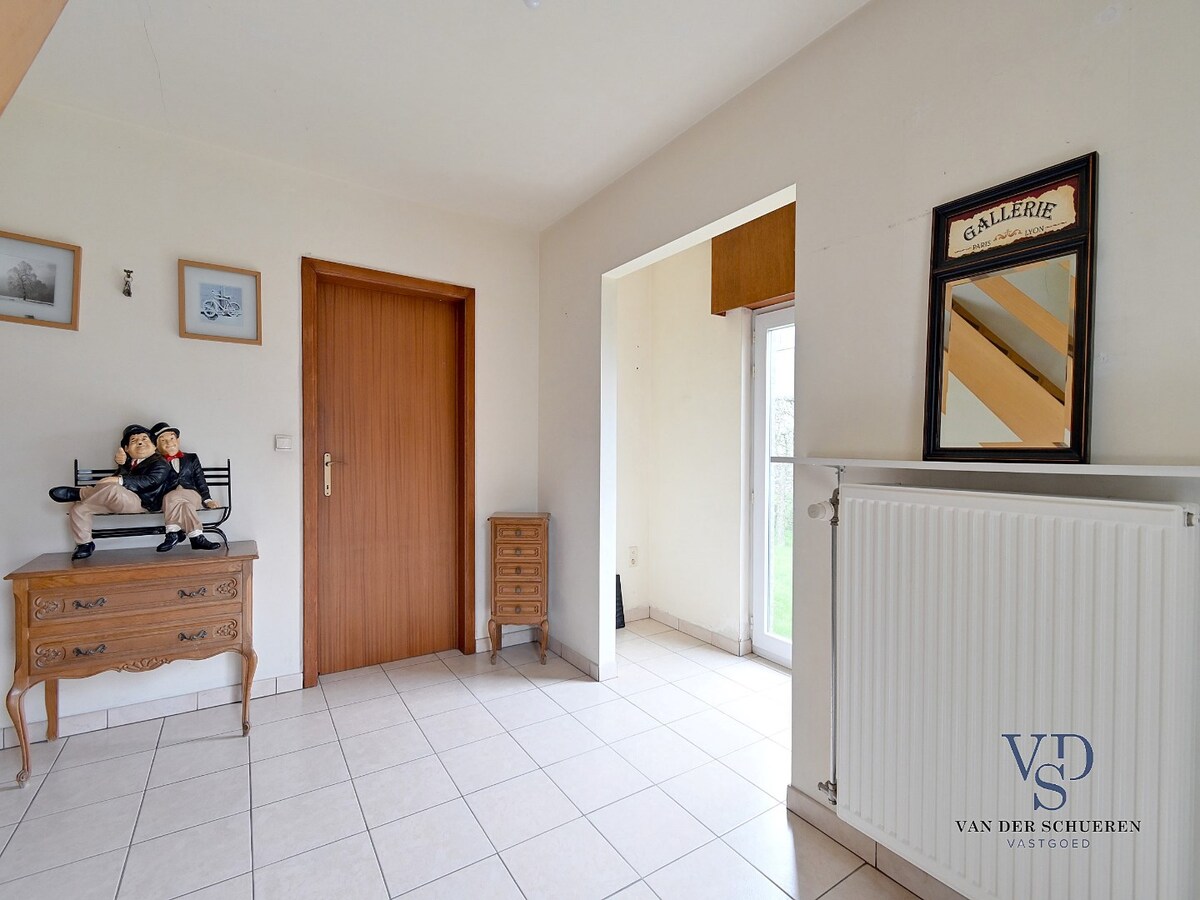 Degelijke, praktische Half Open Bebouwing. 