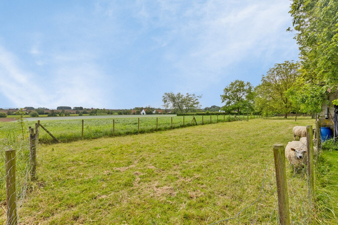 Prachtig gelegen woning met EXTRA bouwgrond in Huise 