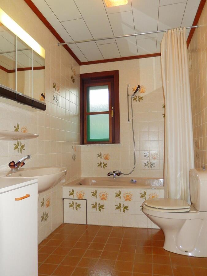 Bungalow met 3 slaapkamers en een zonnige tuin 