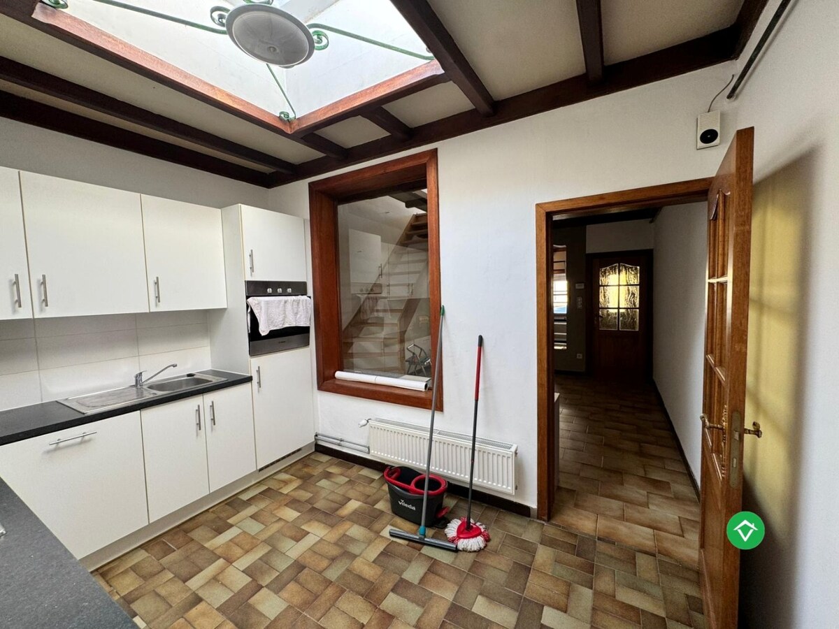 Woning met 2 slaapkamers en garage te Oostende 