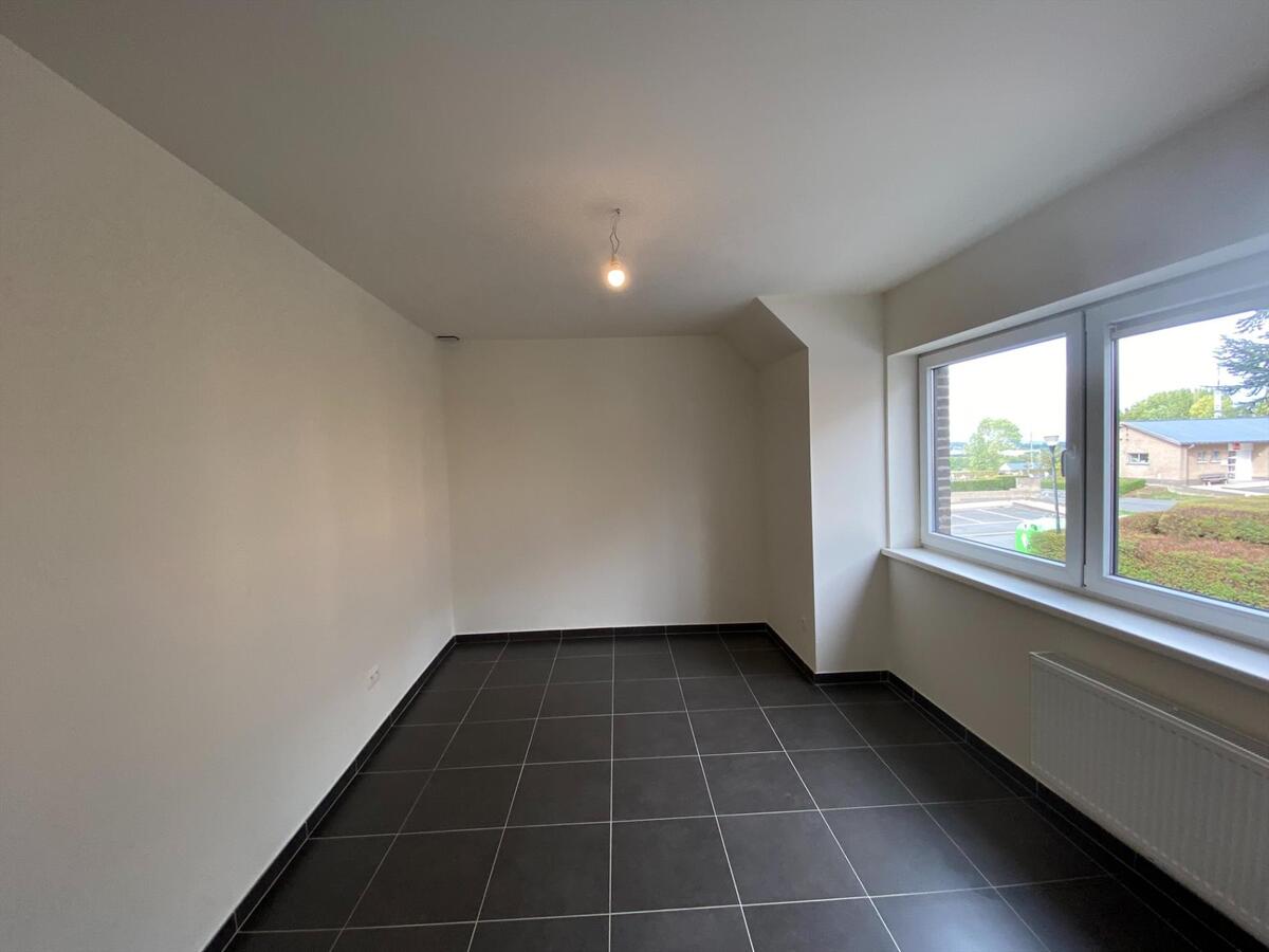 Rustig gelegen nieuwbouwwoning met garage 