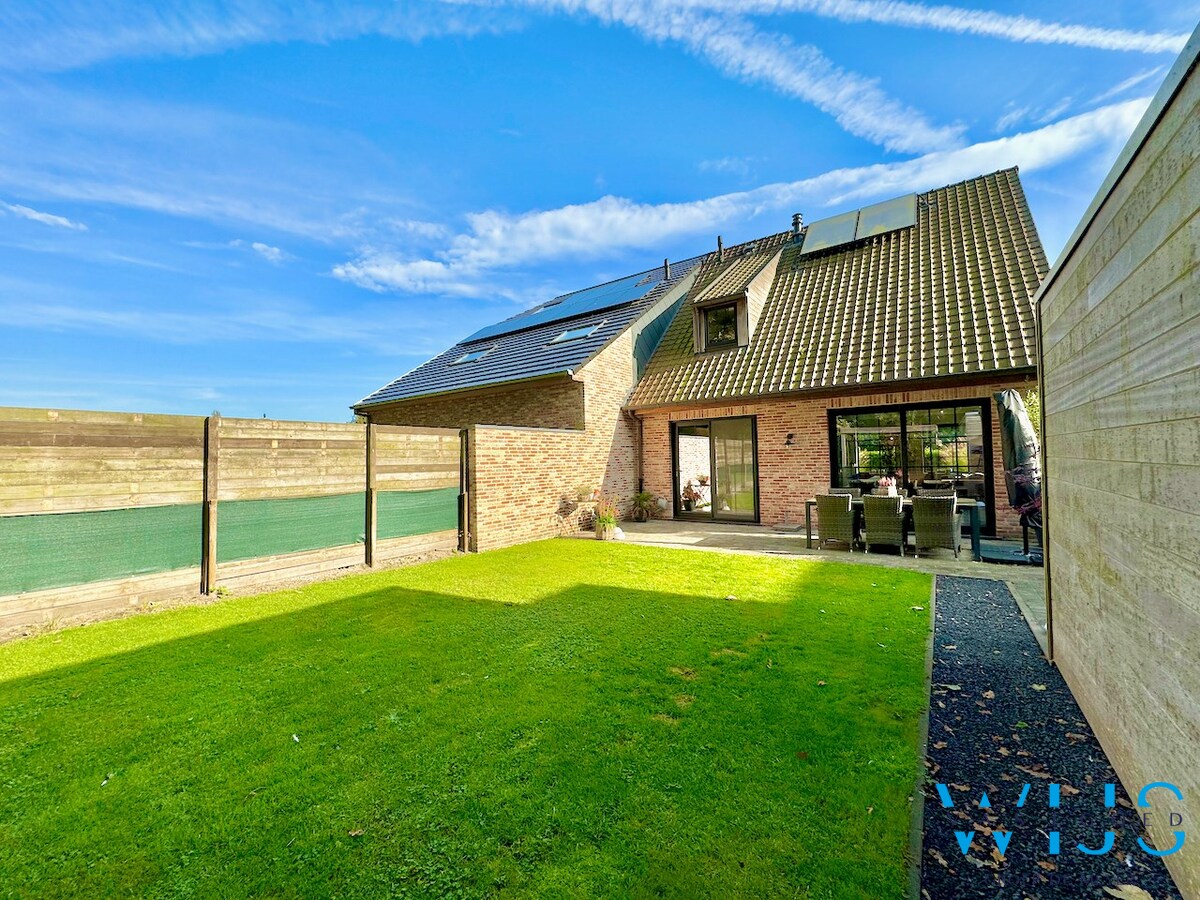 Prachtige nieuwbouw te Bassevelde ! 