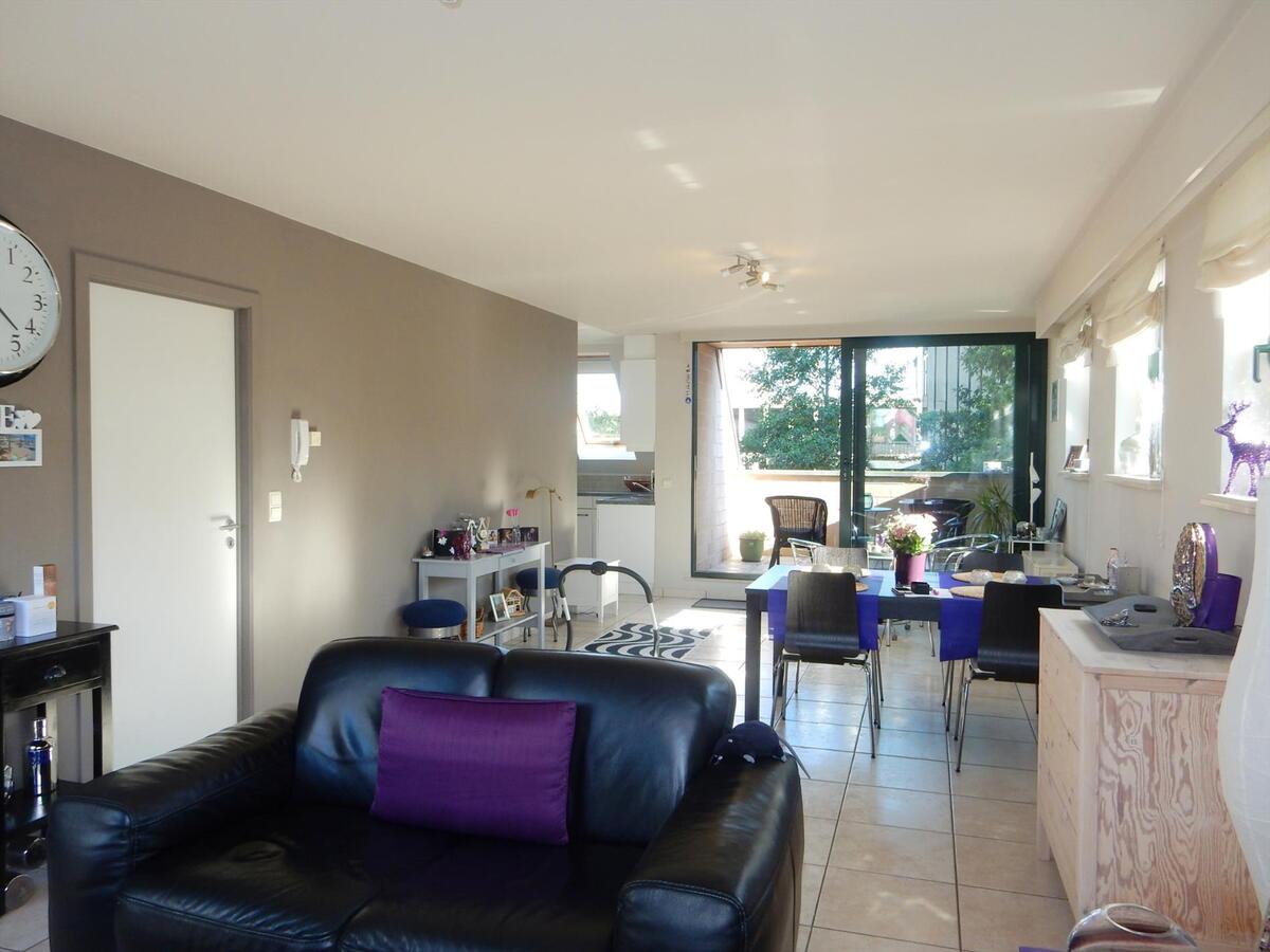 Prachtig duplexappartement met 2 slaapkamers 