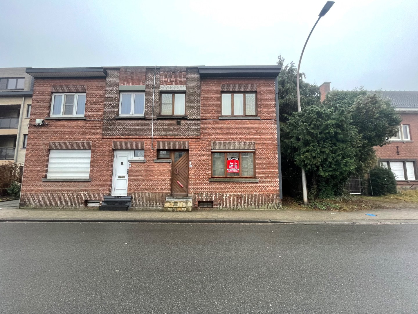 Gezellig woning met 3 slaapkamers en tuin met tuinberging gelegen te Geel! 