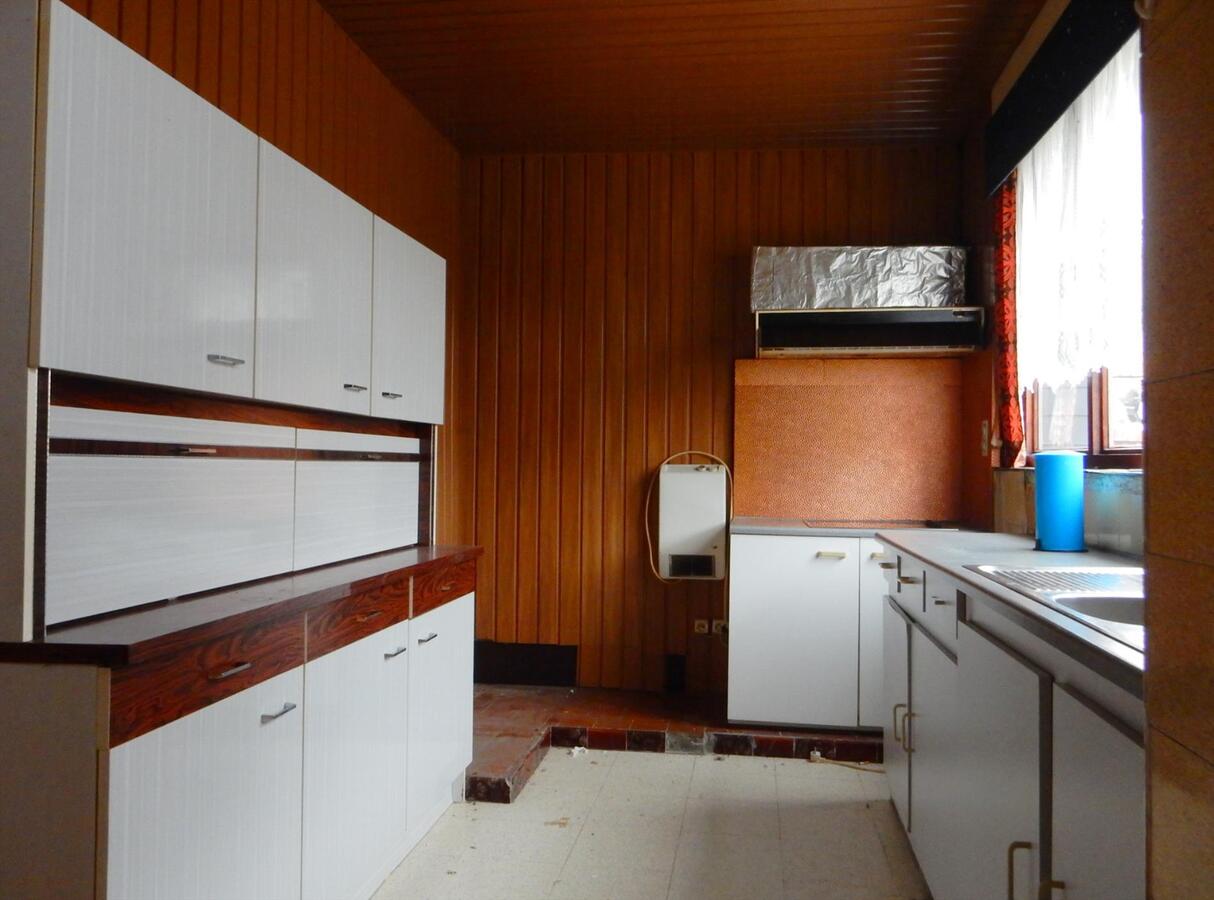 Te renoveren woning met landelijk uitzicht 