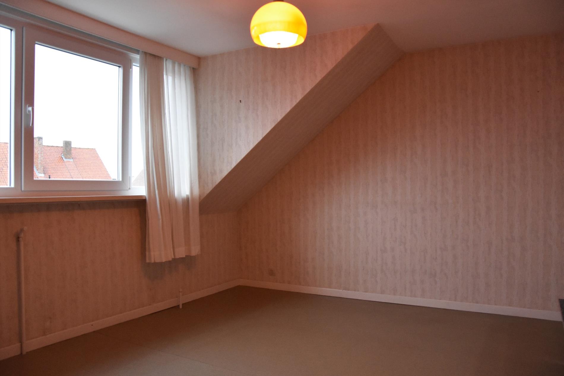 Instapklare HOB met garage en tuin 