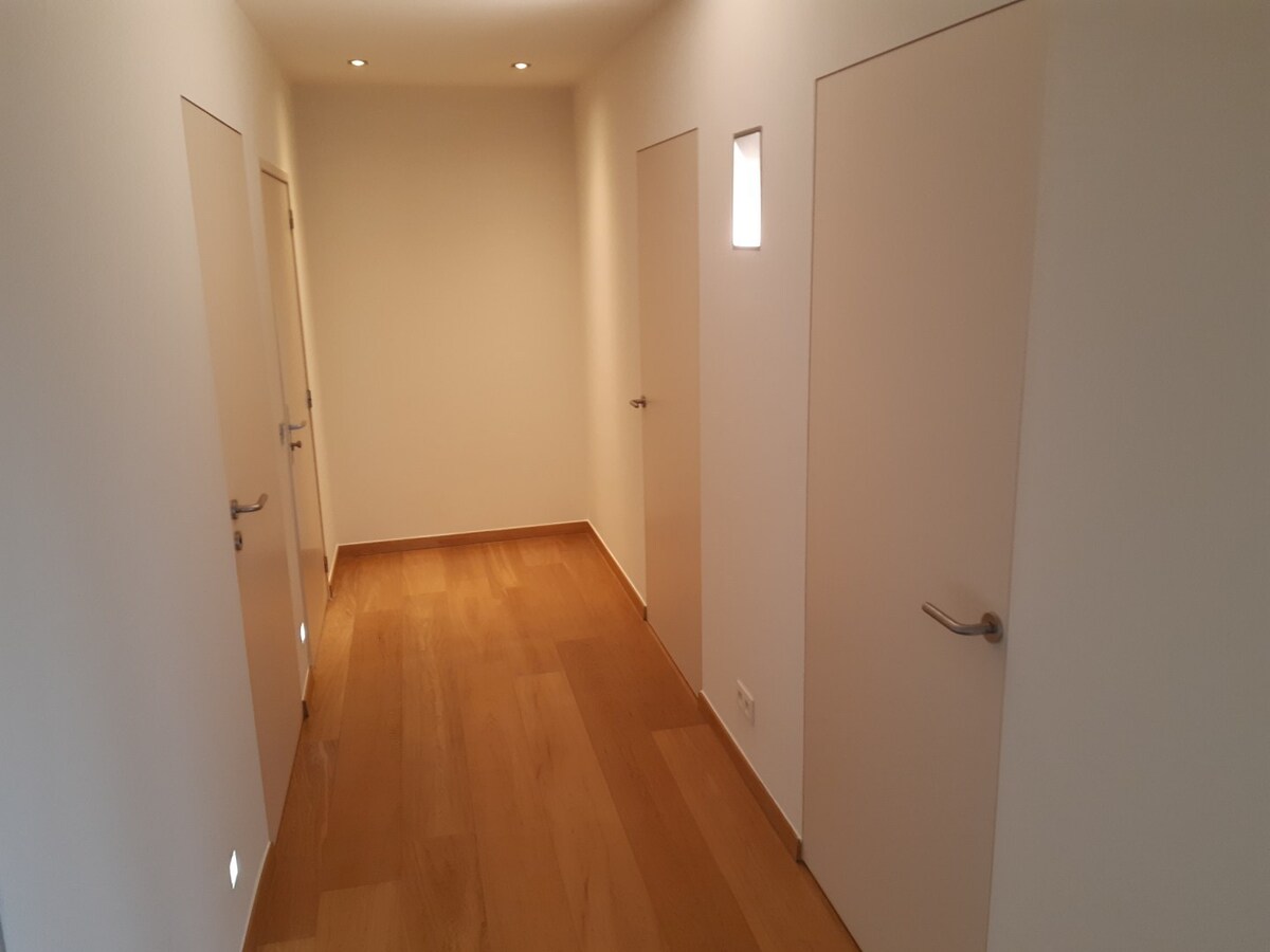 Exceptioneel appartement in hartje Dikkelvenne. 