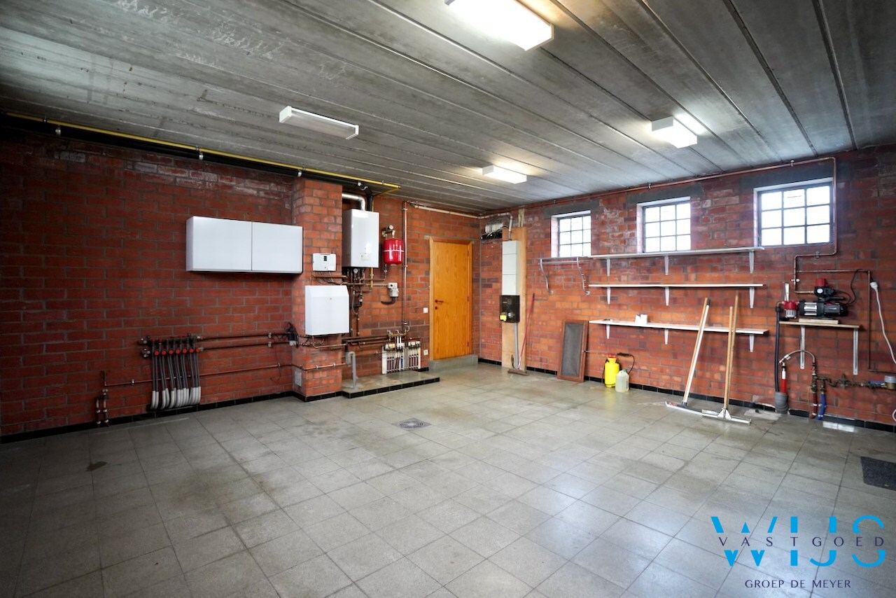 WIJS woonhuis op ideaal perceel van 738m² te Rieme ! 