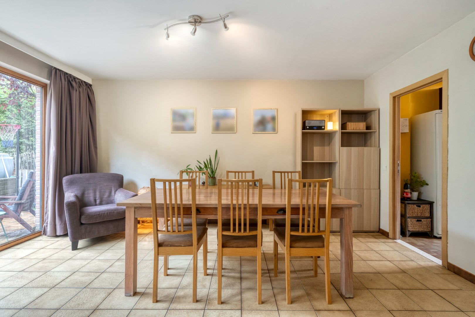 Halfopen bebouwing met 5 slaapkamers, garage en tuin in Kessel-Lo! – EPC 166 kWh/m² - bewoonbare opp. 180 m² 